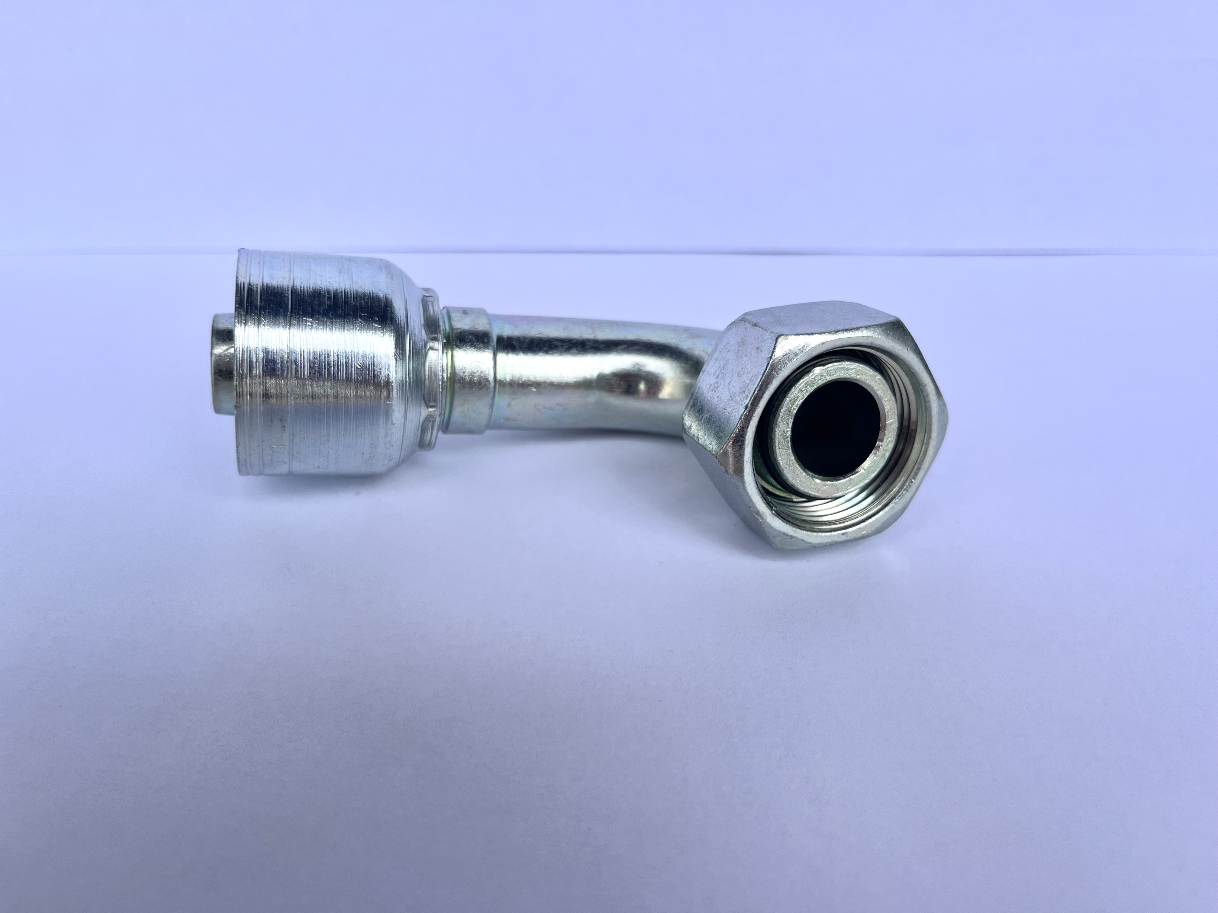 S integrovanou objímkou (EC881) - 90°